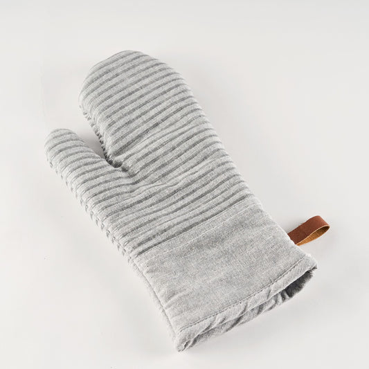 Yarn Dyed Oven Mitt with Non-Slip Silicone