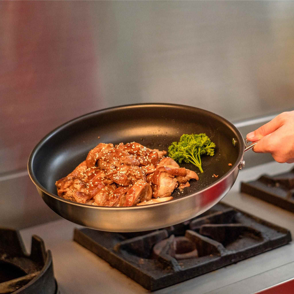 12" non stick frying pan with chicken teriyaki